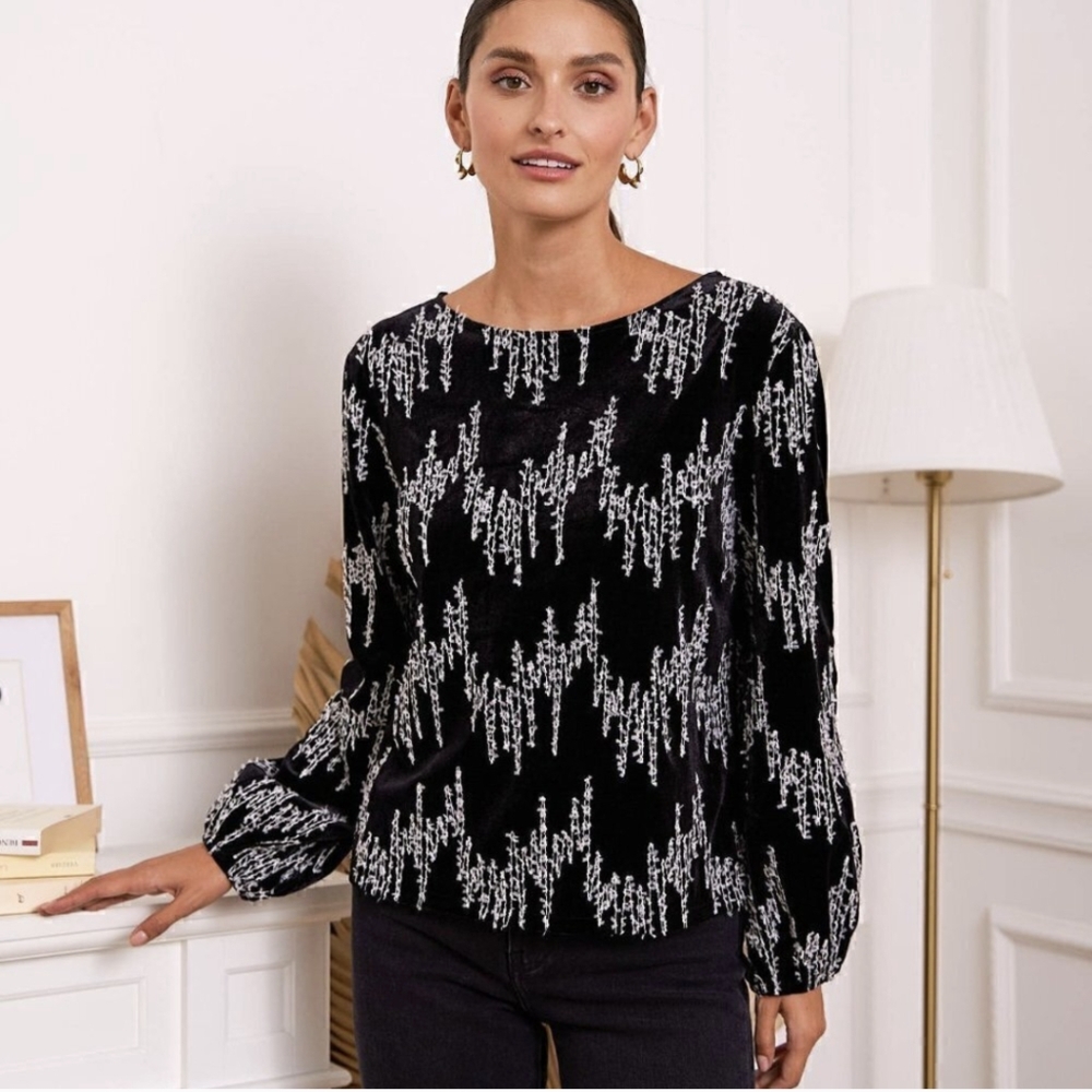 Black Velvet Blouse With White Embroidery/ Small